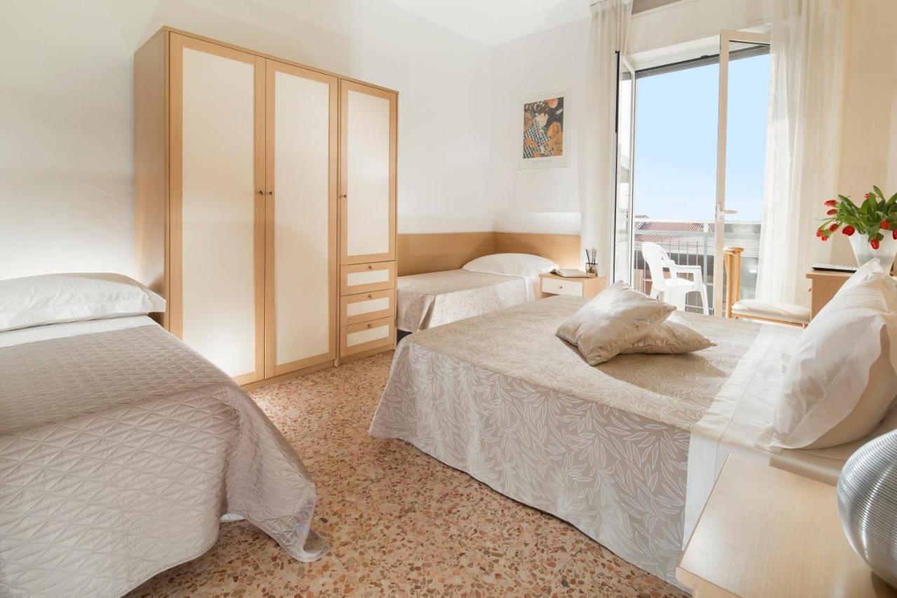 Hotel Bellerofonte Rimini Exteriér fotografie